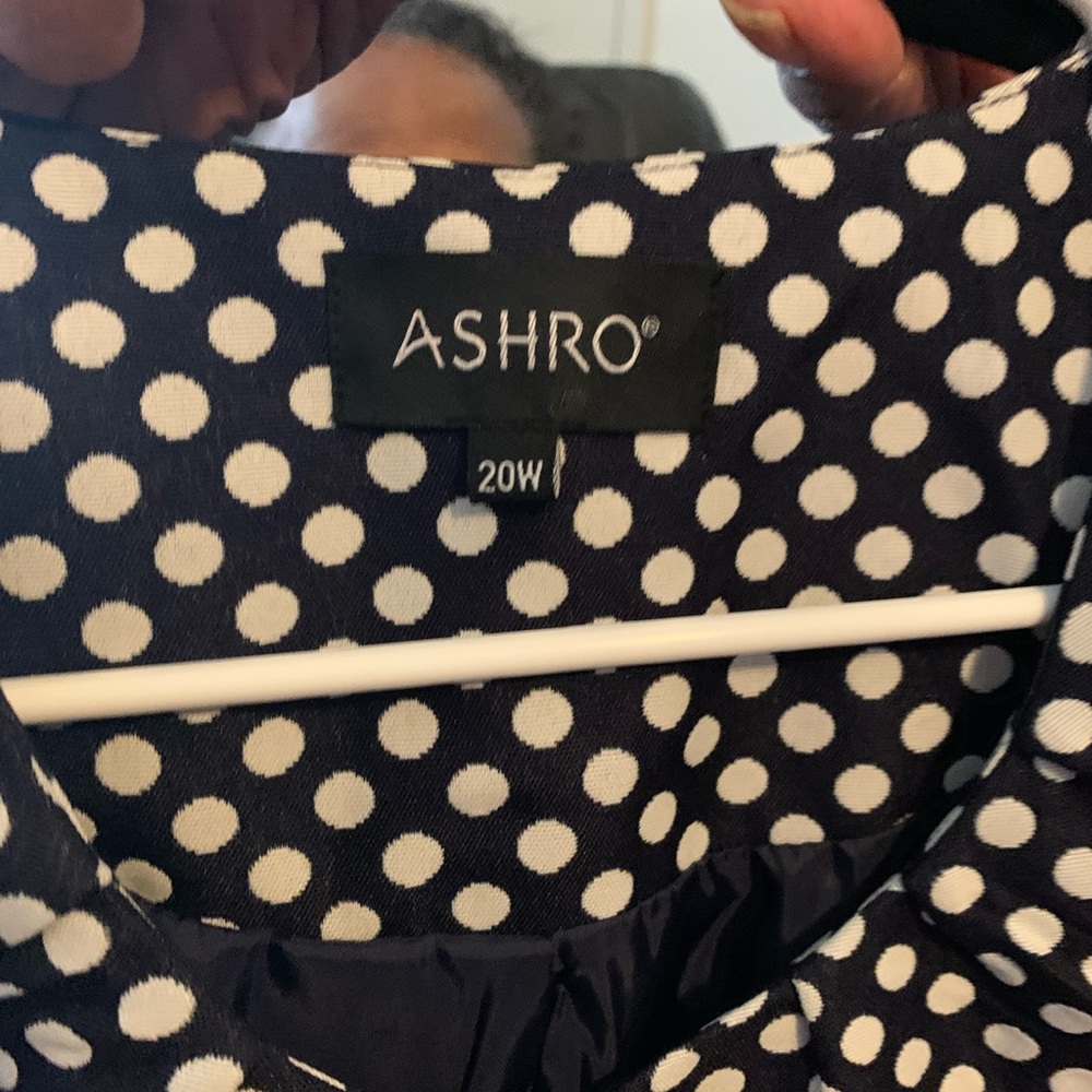 Ashro Woman Suit